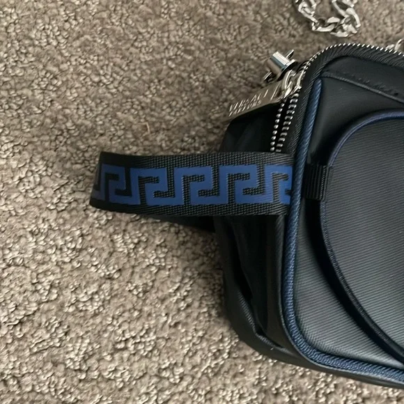 NWOT Versace Parfums Bag - Picture 3 of 8